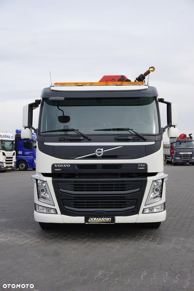 Volvo FM / 500 / 6 X 2 / SKRZYNIOWY + HDS / HMF 3220 K7 / WYS. 18,9 M / OŚ SKRĘTNA - 16