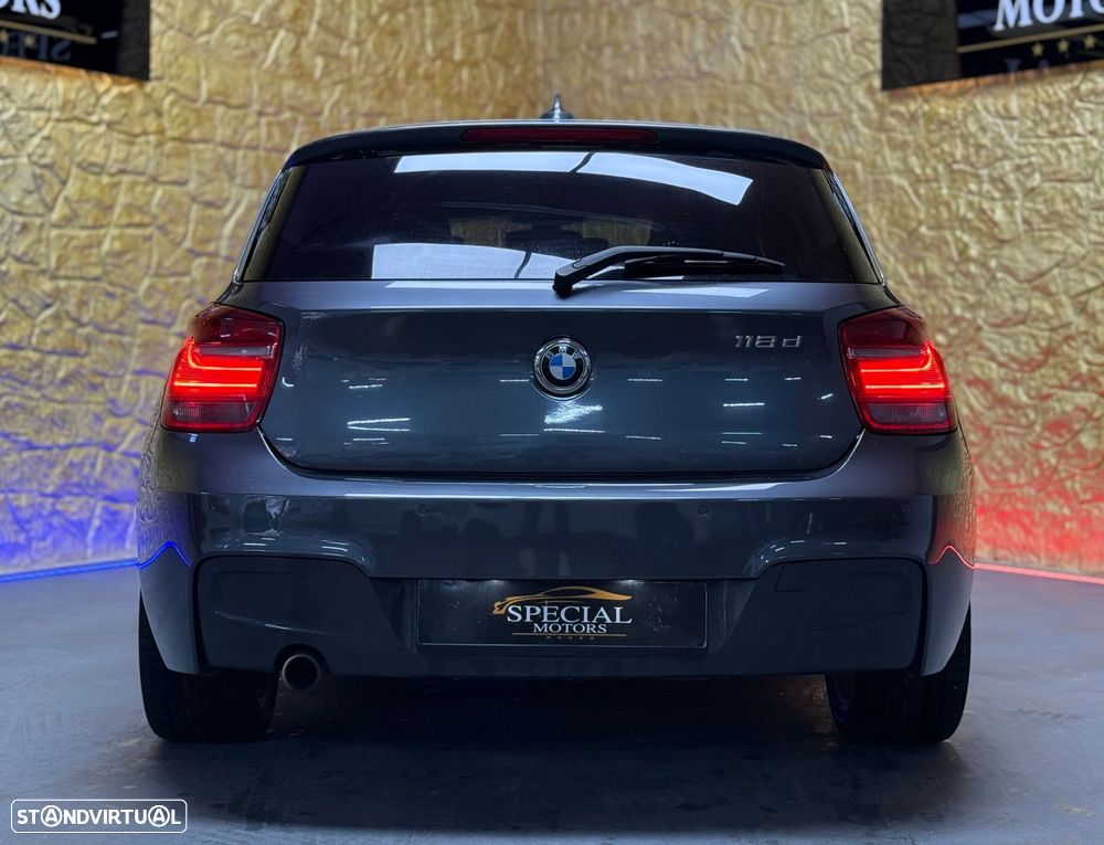 BMW 118 d Pack M - 9