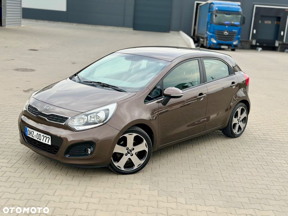 Kia Rio 1.4 Dream Team Edition - 6