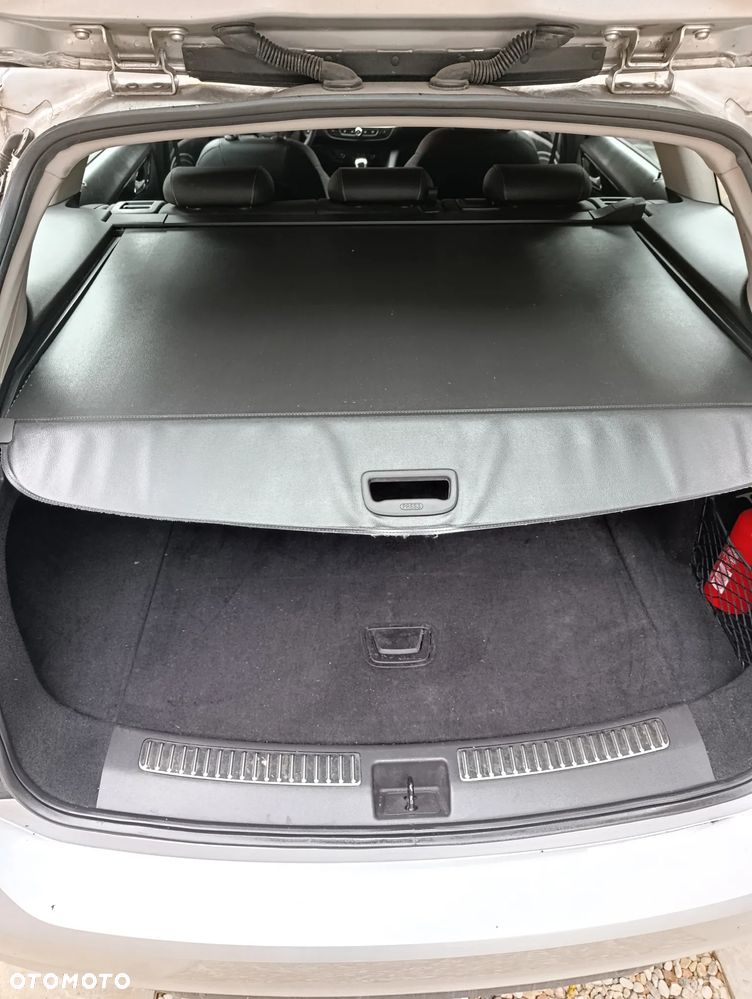 Opel Insignia - 11
