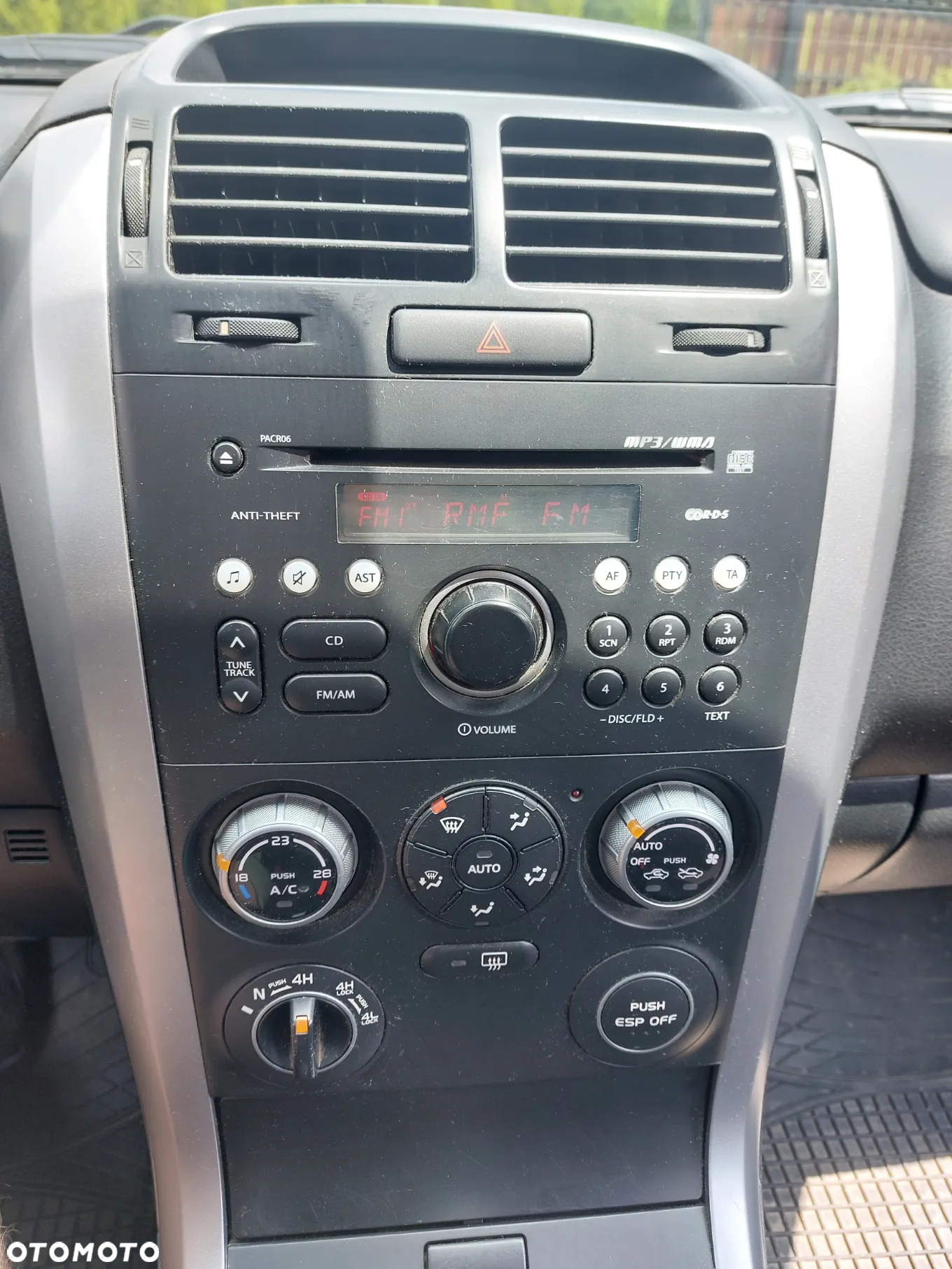 Suzuki Grand Vitara 1.9 DDiS - 17