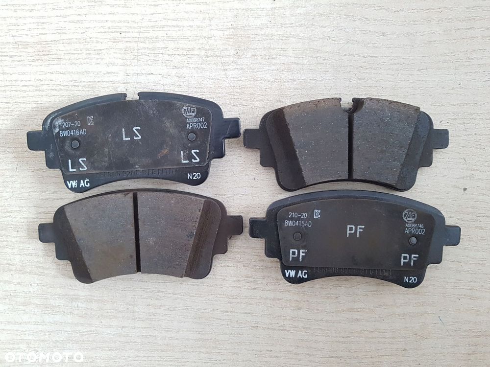 audi oe klocki hamulcowe tył 8w0698451bg - 1