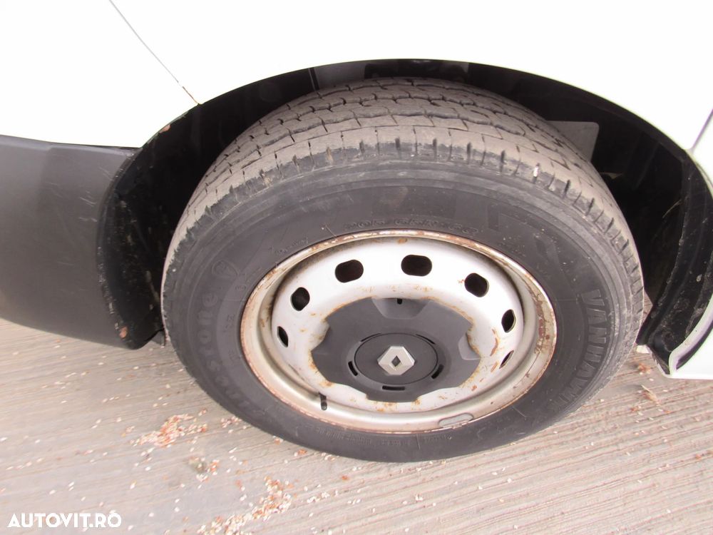 Renault Trafic - 6