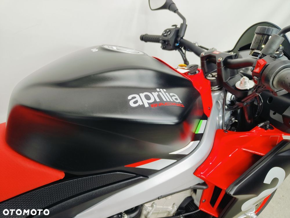 Aprilia Tuono - 7