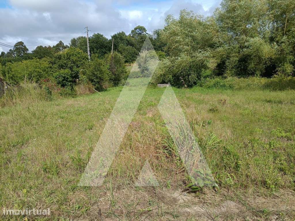 Terreno para construção de moradia - Grande imagem: 2/4