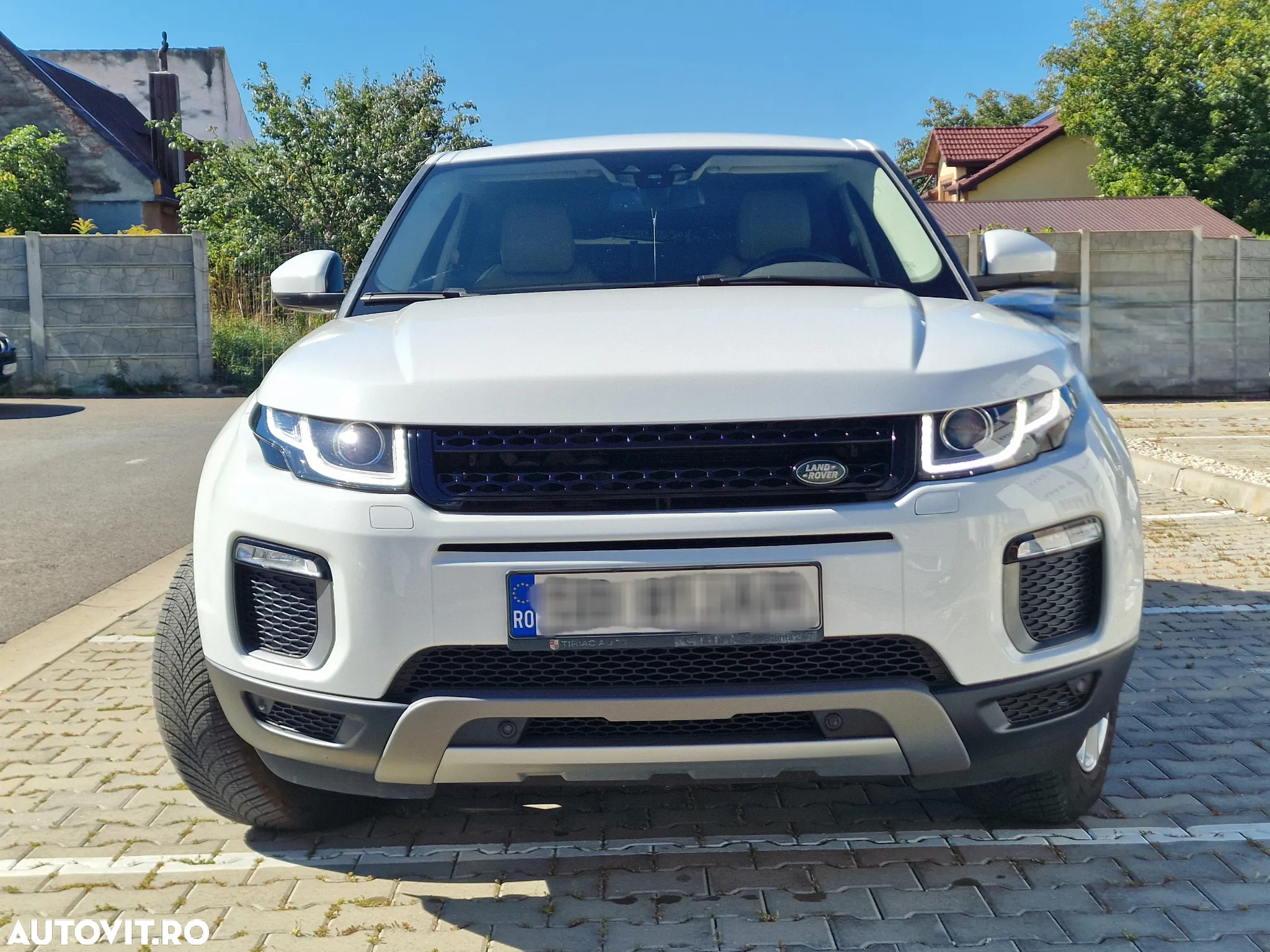 Land Rover Range Rover Evoque - 16