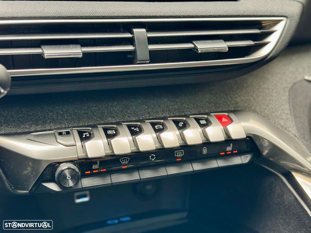 Peugeot 5008 1.2 PureTech Allure Grip Control EAT6 - 42