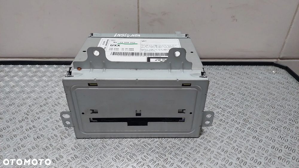 RADIO NAWIGACJA GPS OPEL INSIGNIA SEDAN NR 13320252 - 1