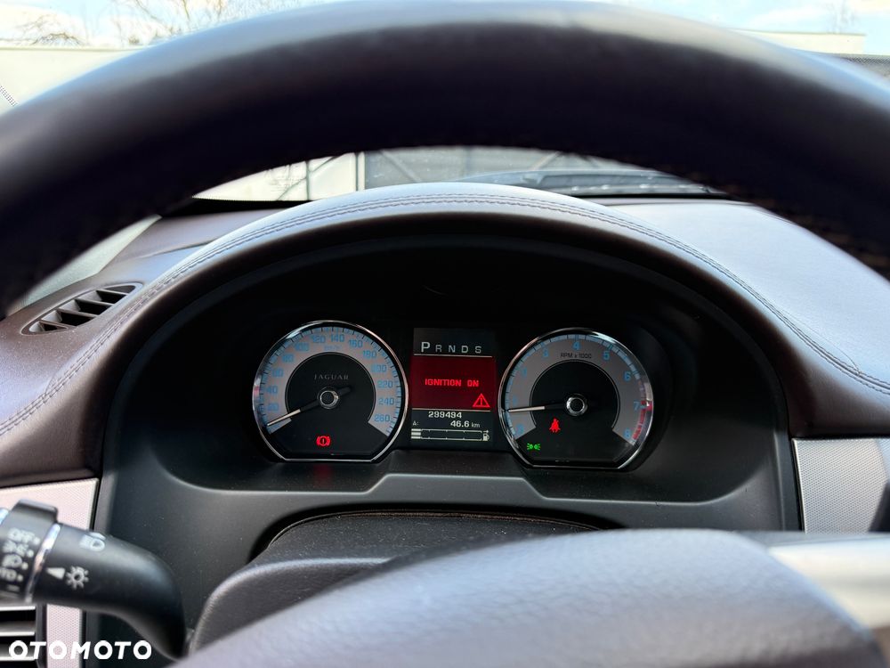 Jaguar XF 3.0 V6 Luxury - 15