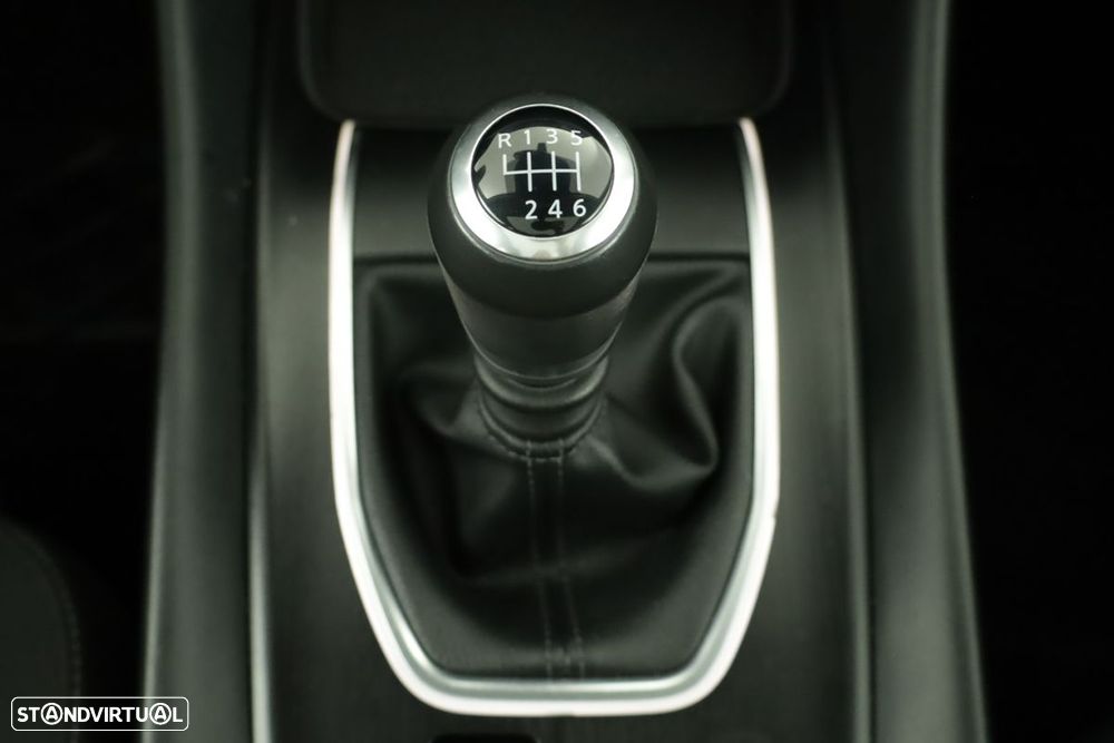 Nissan Qashqai 1.3 DIG-T N-Connecta LED - 14