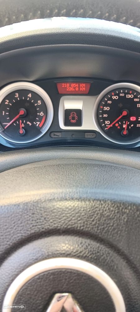 Renault Clio 1.2 16V Dynamique - 13