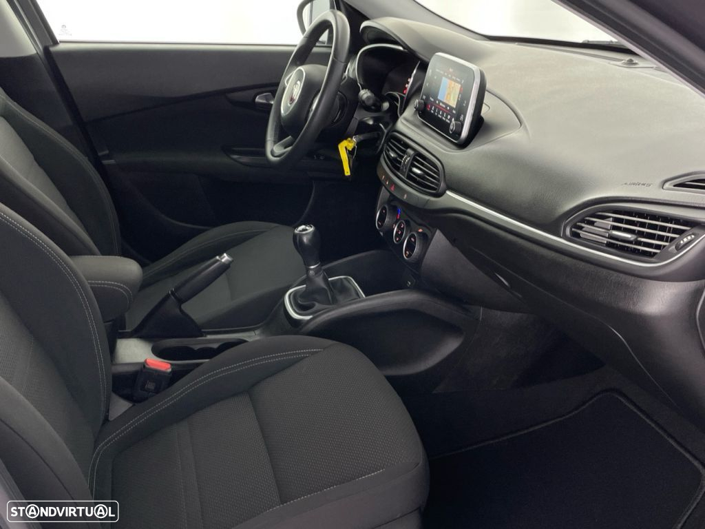 Fiat Tipo 1.3 M-Jet Lounge - 23