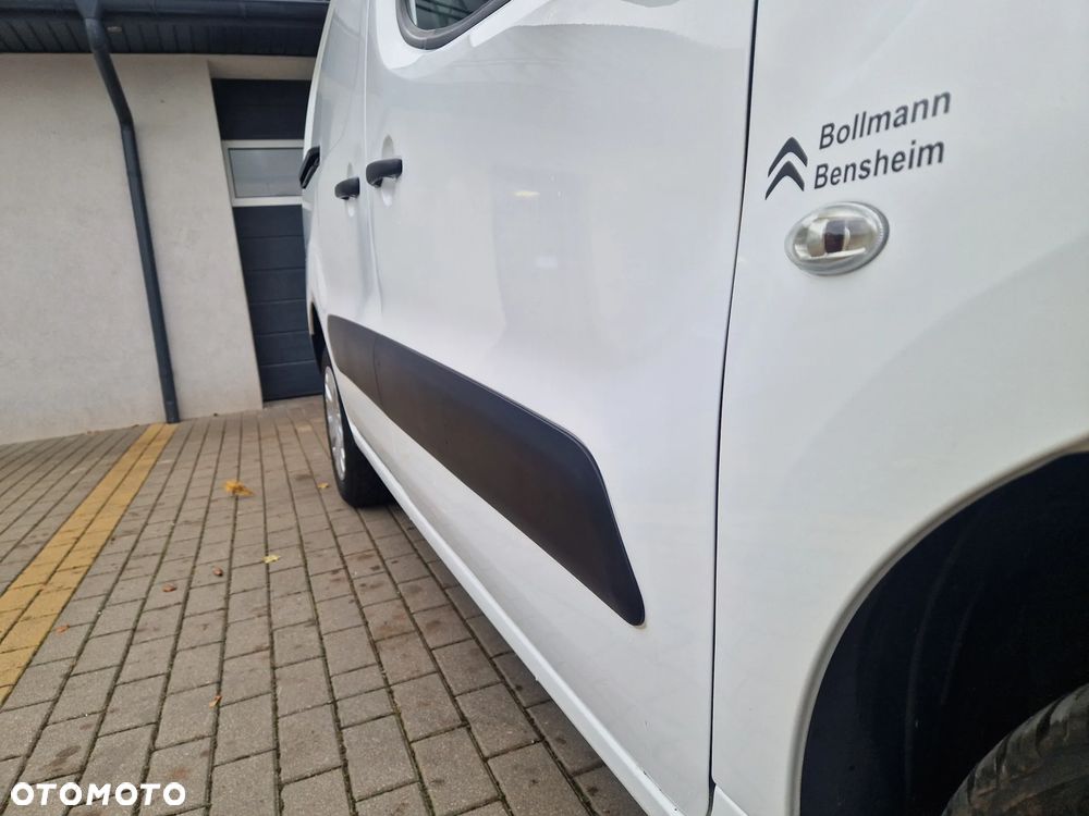 Citroën BERLINGO - 32