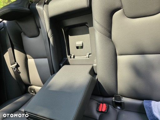 Volvo XC 60 B4 B Plus Bright - 22