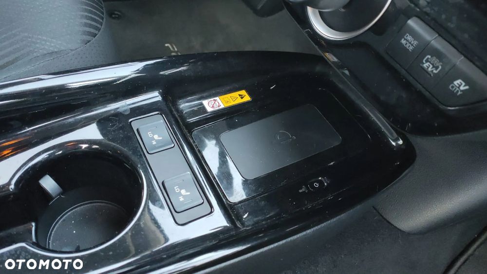 Toyota Prius 1.8 Hybrid Executive - 13