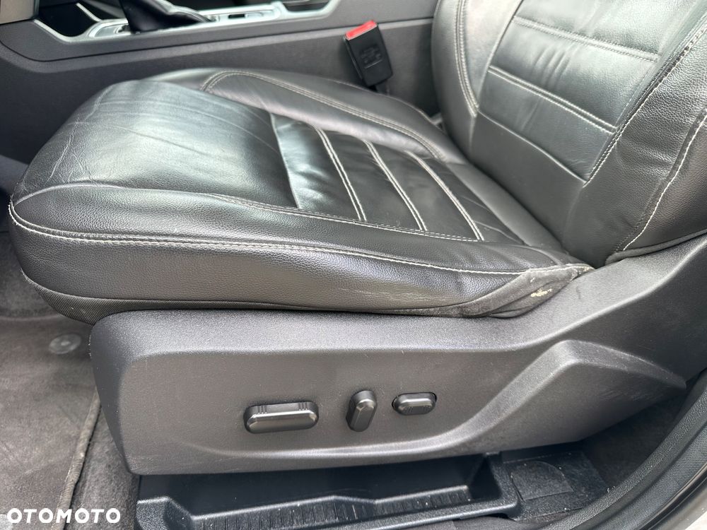 Ford Kuga 2.0 EcoBoost AWD ST-Line ASS - 26