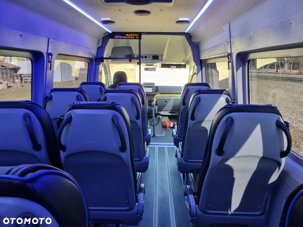 Volkswagen Crafter - 26