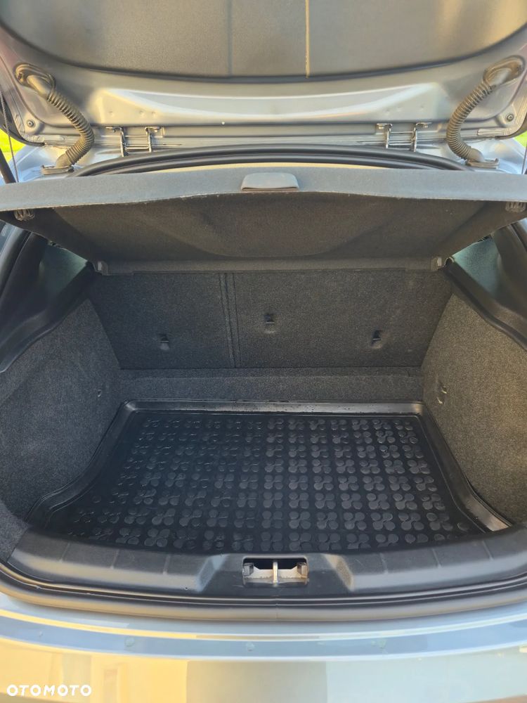 Volvo V40 D2 Drive-E Kinetic - 30