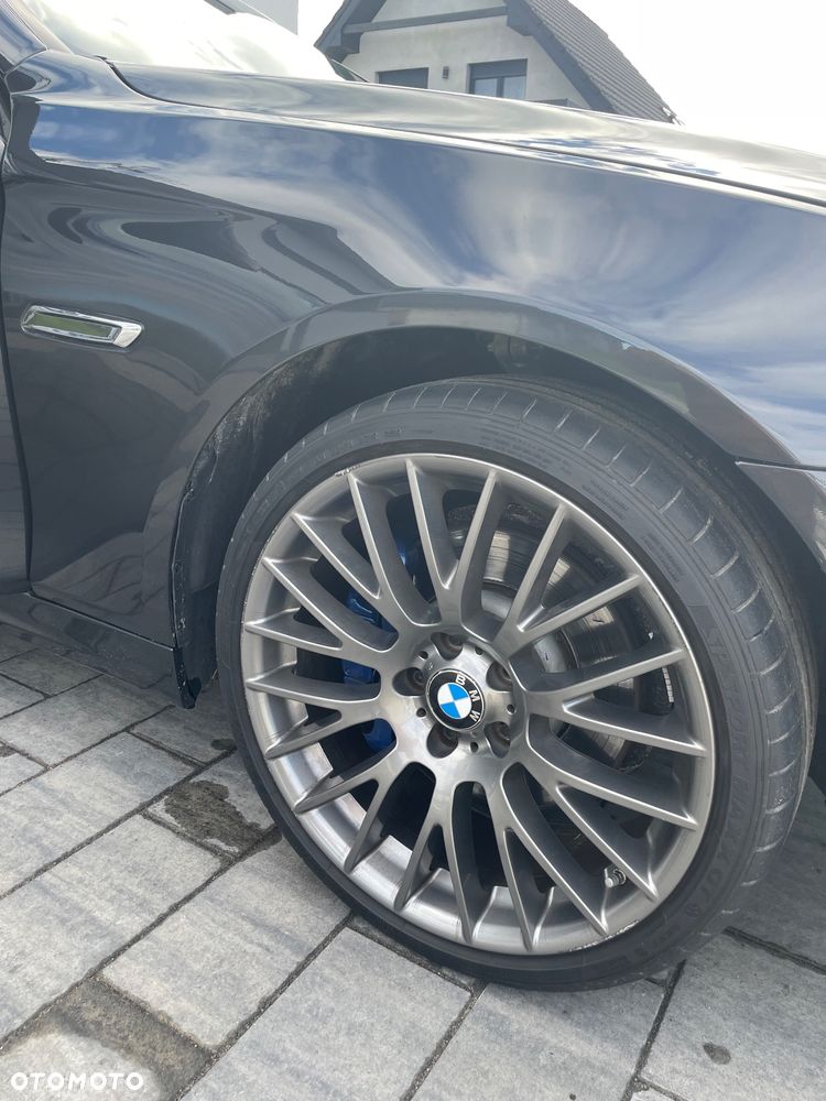 BMW Seria 5 535i xDrive - 15
