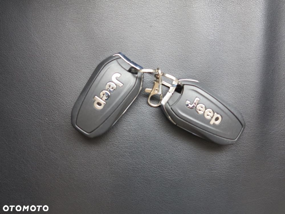 Jeep Avenger Summit+ - 29