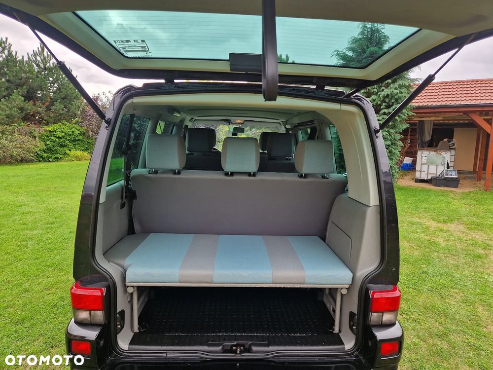 Volkswagen Multivan Standard - 9