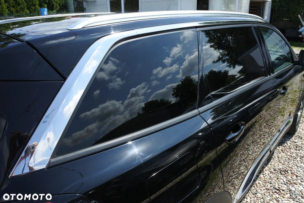 Peugeot 5008 PureTech 130 EAT8 Stop & Start Allure Pack - 37