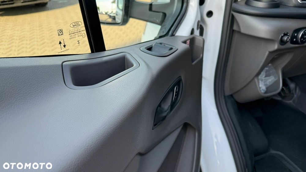 Ford transit Ford Transit SCAB HDT6 L3 Podwozie + Wywrotka - 16