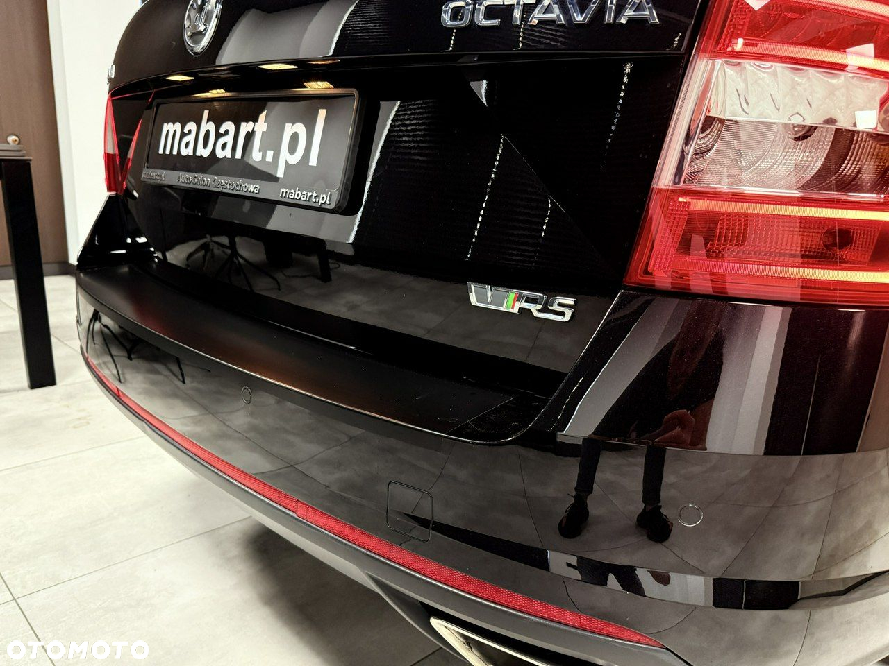 Skoda Octavia Combi 2.0 TDI DSG RS - 16