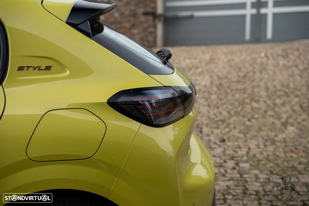 Peugeot 208 1.2 PureTech Style - 11