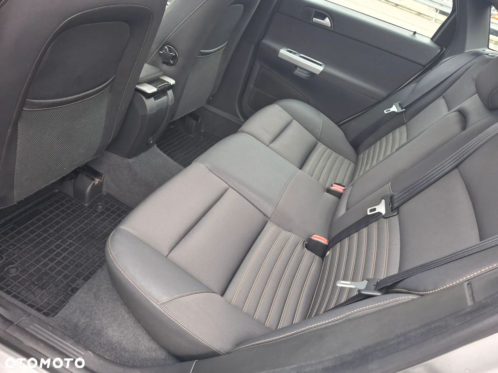 Volvo S40 2.0D Momentum - 16