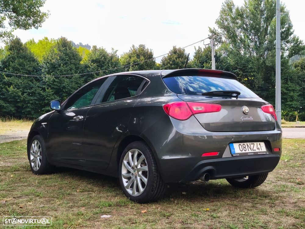 Alfa Romeo Giulietta 1.6 JTDM Distinctive - 50