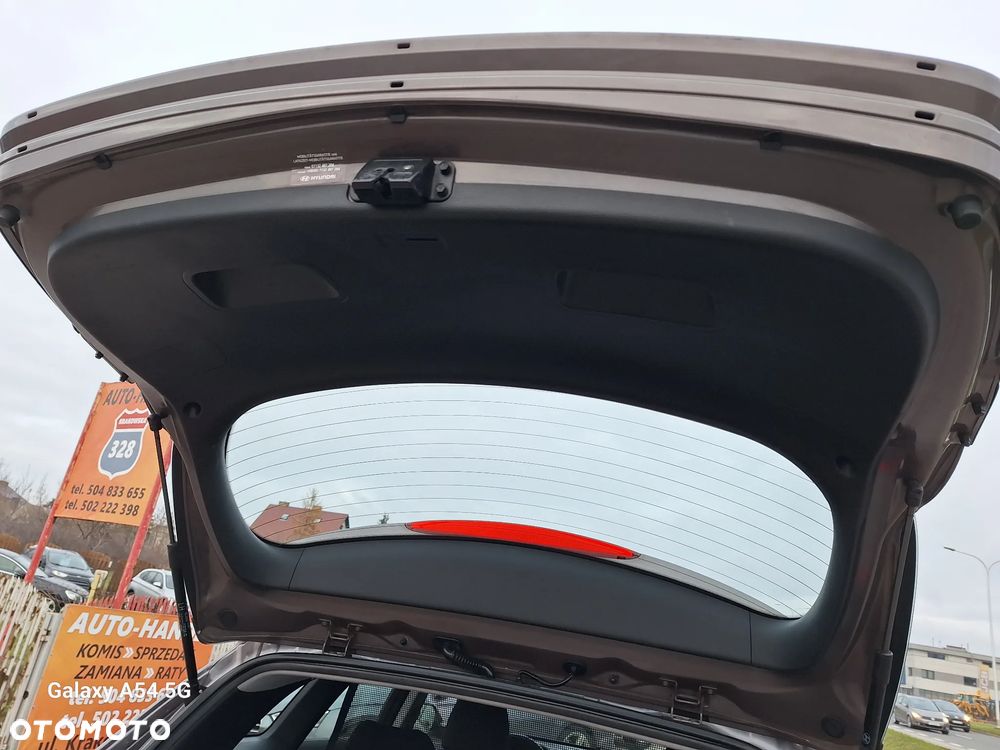 Hyundai i30 1.6 CRDi Trend - 14