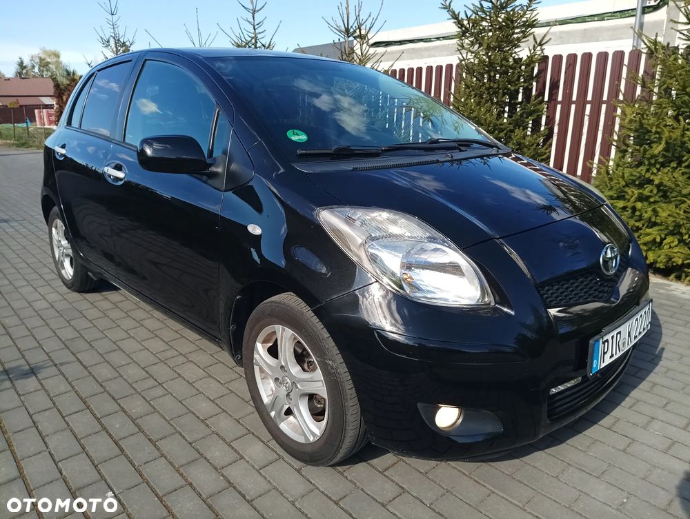 Toyota Yaris 1.33 VVT-i Cool - 1