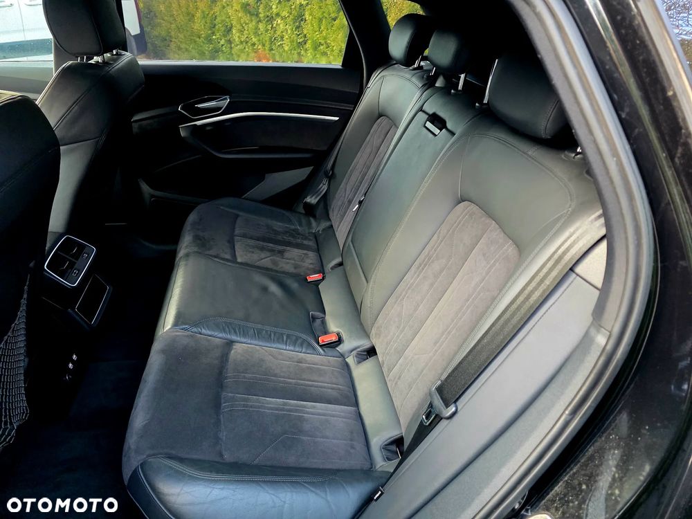 Audi e-tron 55 Quattro - 11