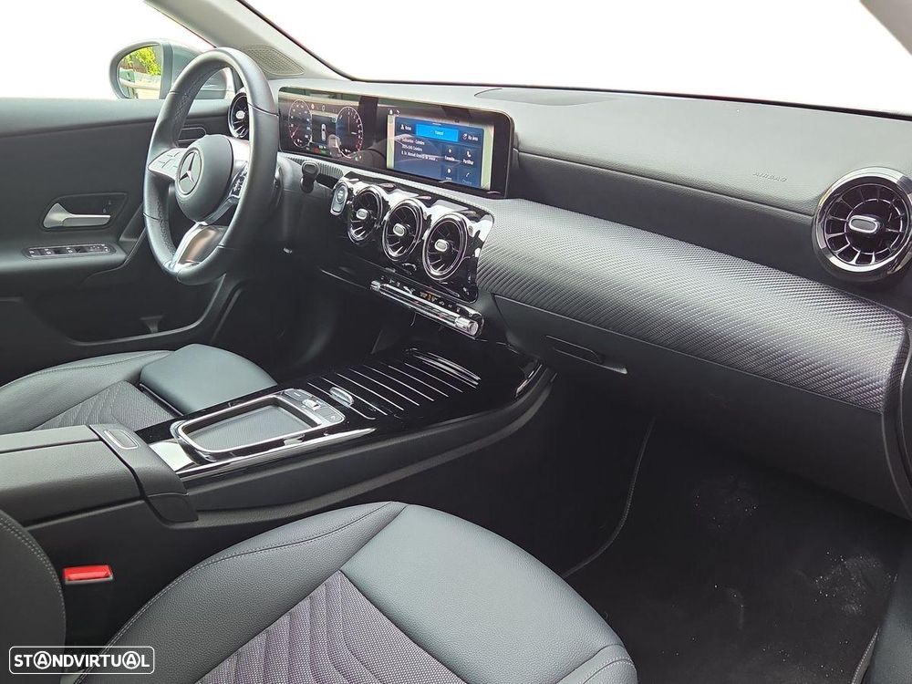 Mercedes-Benz A 250 e - 20