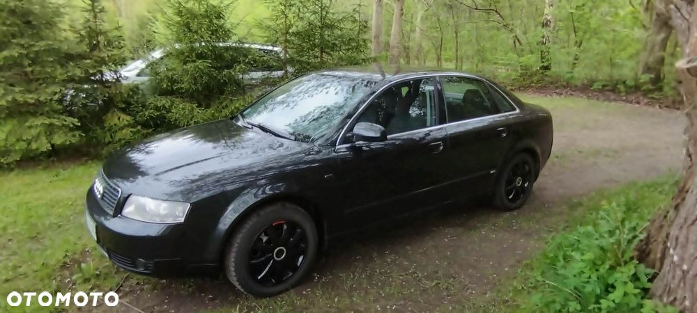 Audi A4 Limousine - 9