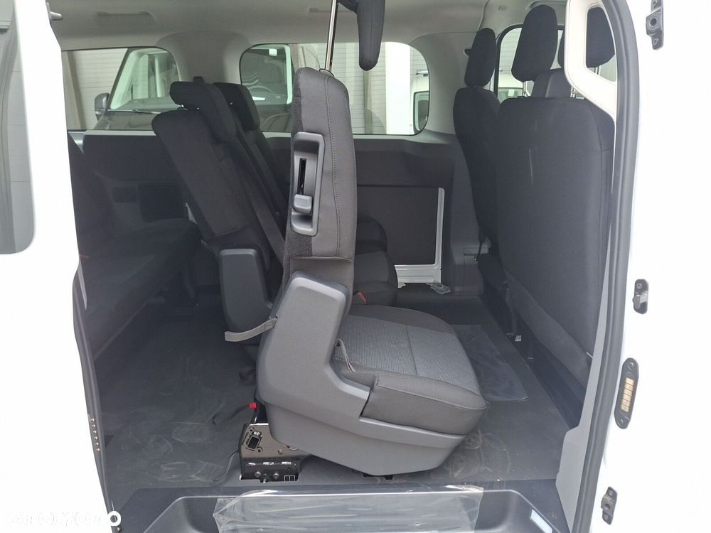 Volkswagen Transporter - 25