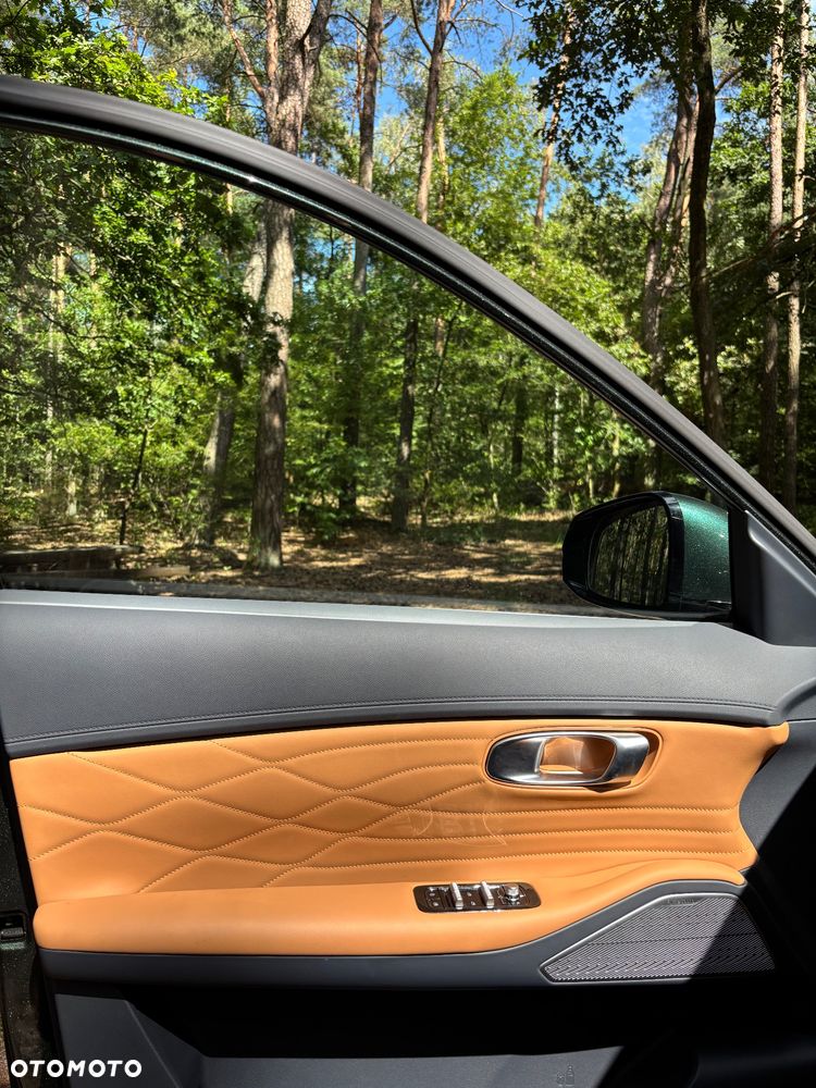 Geely Starray EM-i 1.5 PHEV Max - 10