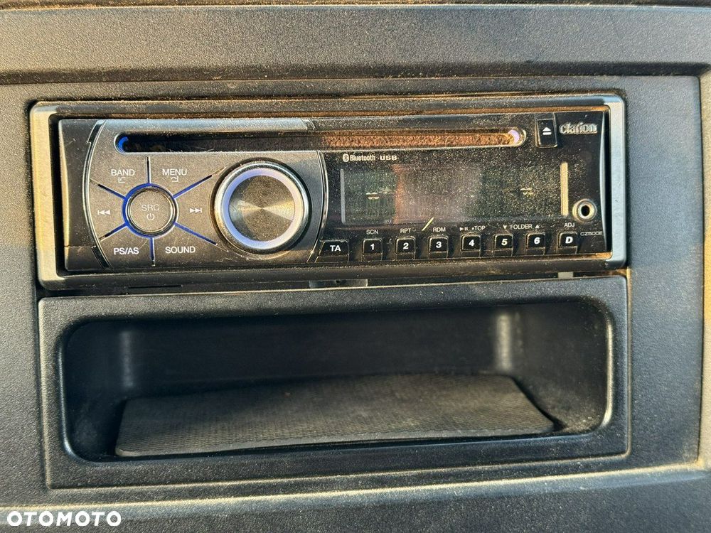 Mercedes-Benz Sprinter - 14