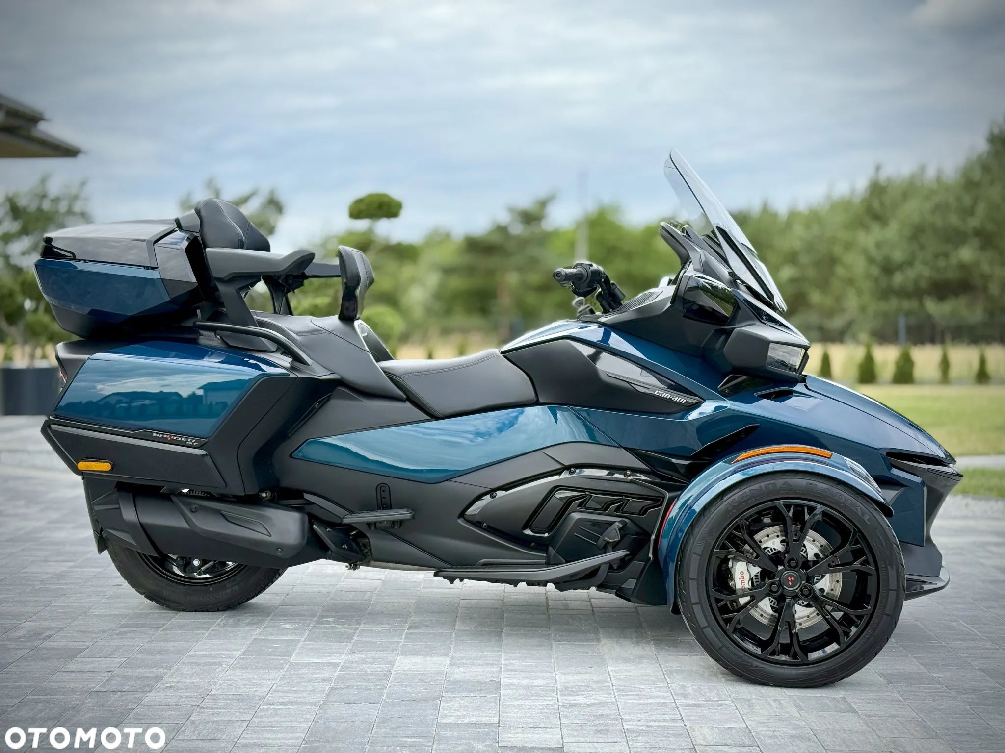 Can-Am Spyder - 1