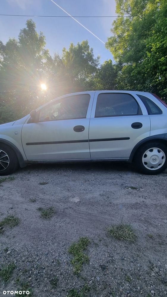 Opel Corsa 1.2 16V Comfort - 3