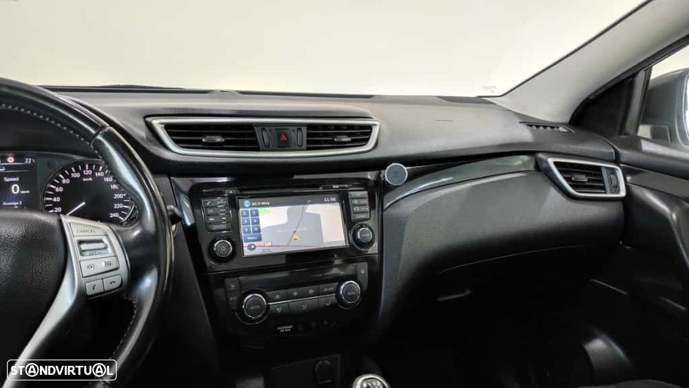 Nissan Qashqai 1.5 dCi Tekna Sport 17 - 26