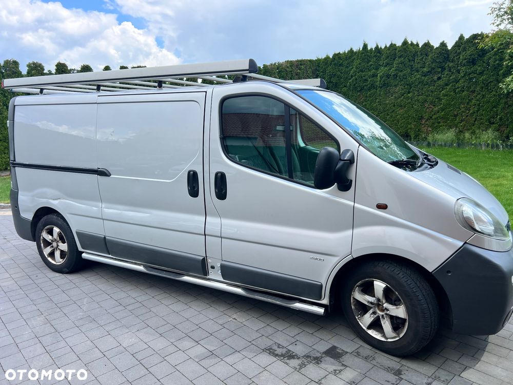 Opel Vivaro - 8