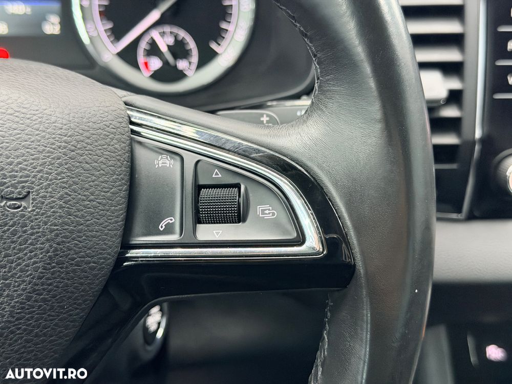 Skoda Karoq 2.0 TDI 4X4 DSG Ambition - 29