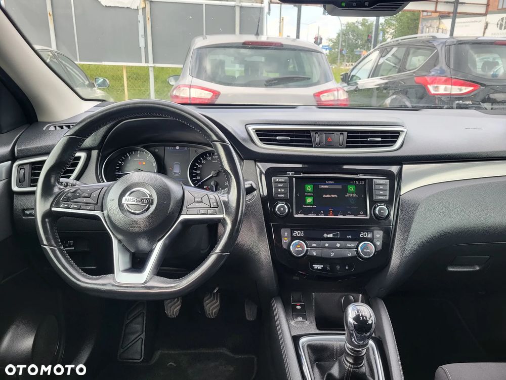 Nissan Qashqai 1.3 DIG-T Tekna - 19