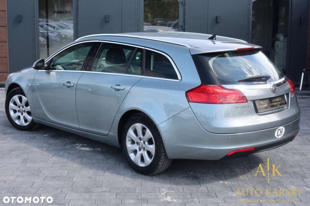 Opel Insignia - 10