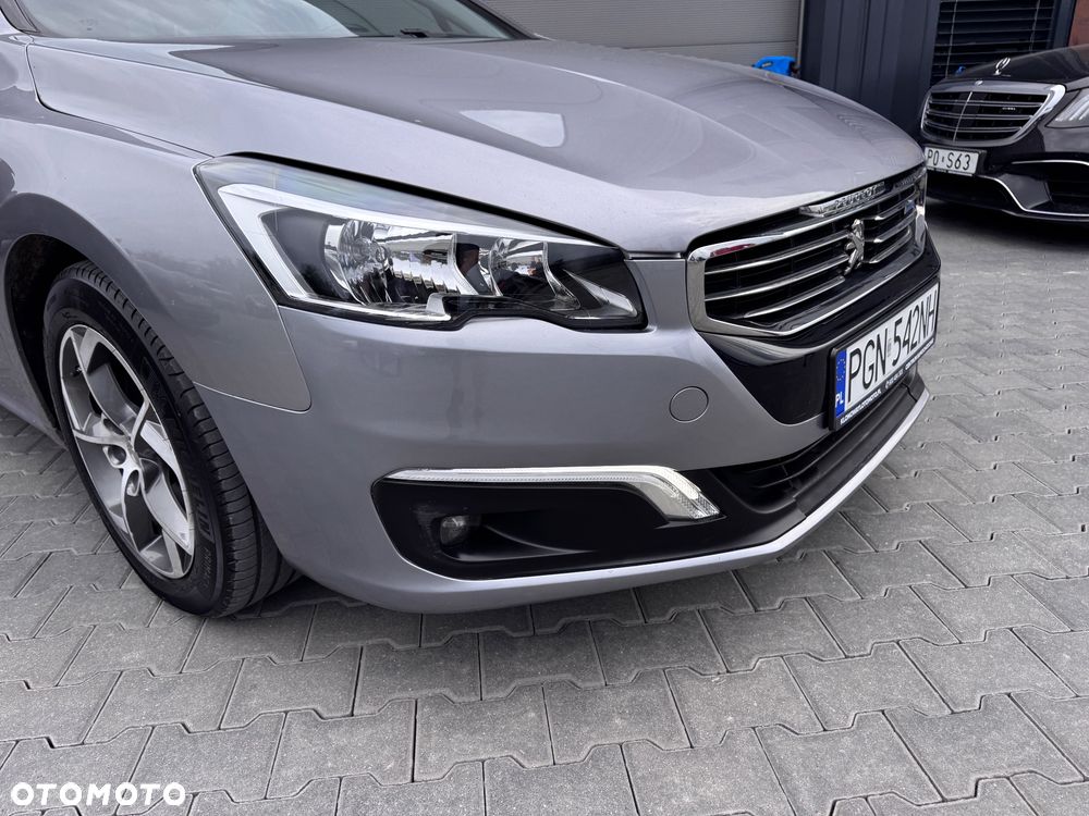 Peugeot 508 BlueHDi FAP 180 Automatik Stop&Start Allure - 19