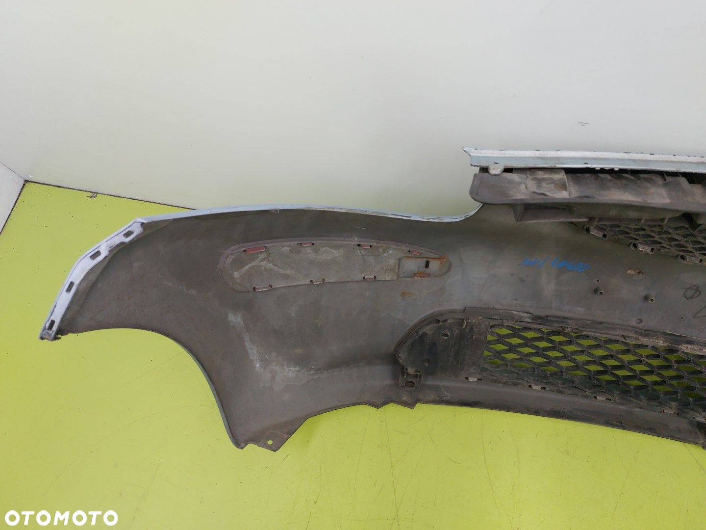 Zderzak przód przedni Toyota Aygo  I 2005-2014R LAK: 8R0 NIEBIESKI - 6