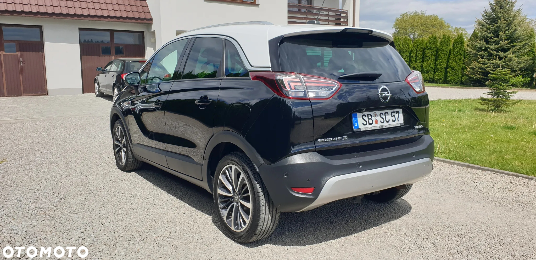 Opel Crossland X 1.2 T GPF Enjoy S&S - 32