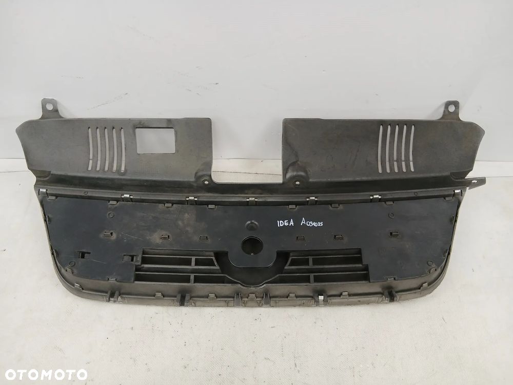 ATRAPA GRILL FIAT IDEA LIFT FL - 8